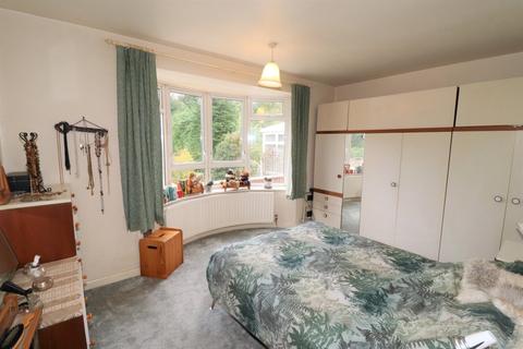 32 Brookside Avenue, Kenilworth, CV8 1ET