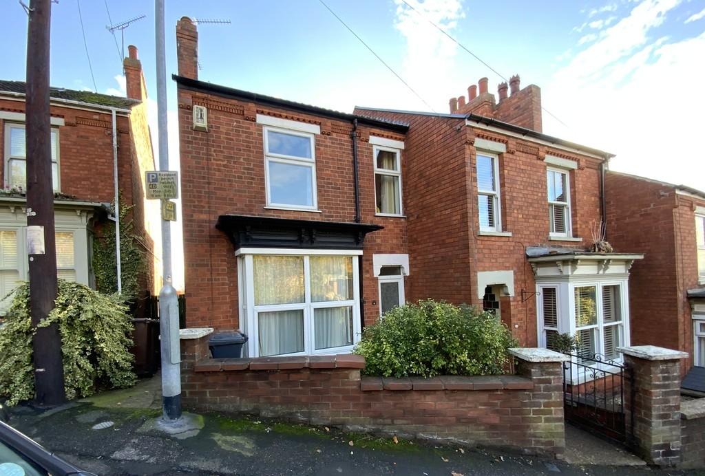 Upper Long Leys Road Lincoln 3 Bed Semi Detached House £255 000