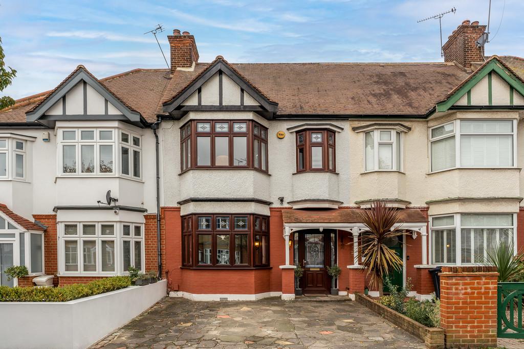 Cranbourne Avenue, Wanstead 3 bed terraced house £830,000