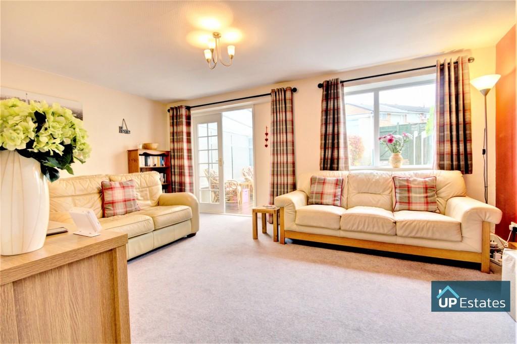 Carver Close, Coventry 3 bed end of terrace house £210,000