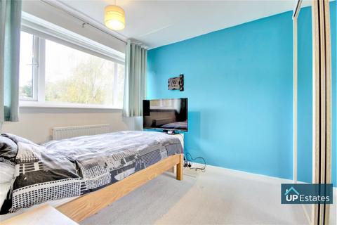 12 Carver Close, Coventry, CV2 5NJ