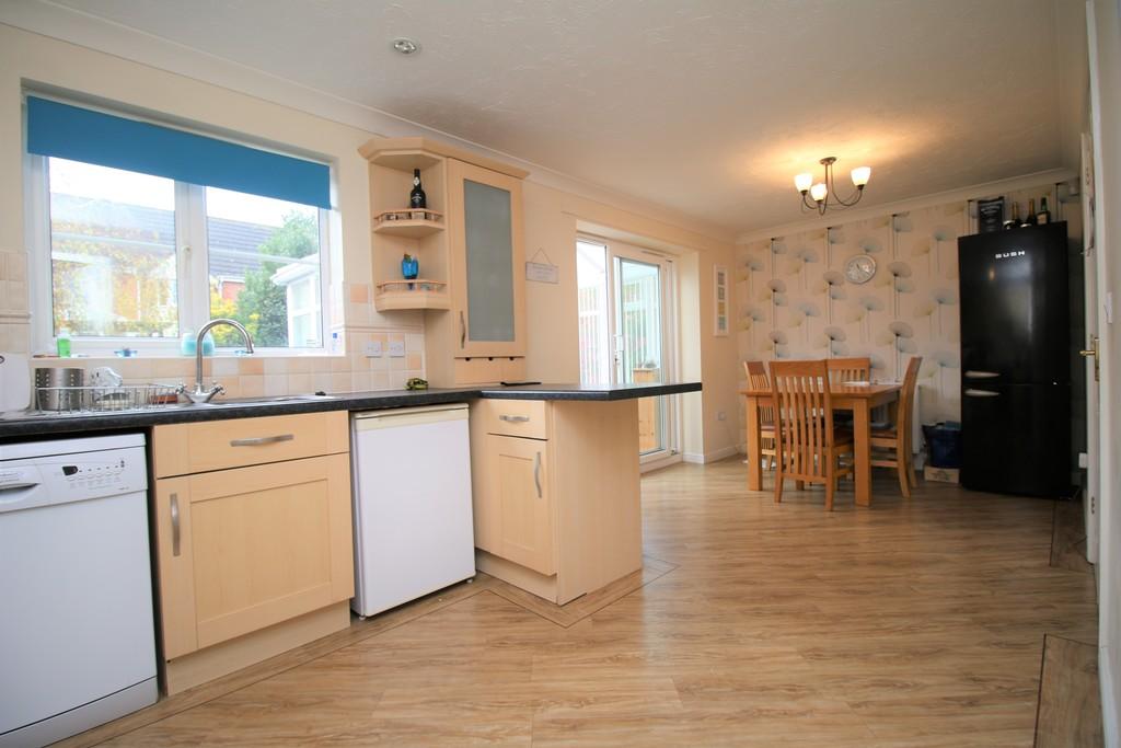 Orchid Close, Eliot Gardens, Bedworth 4 bed detached house £315,000