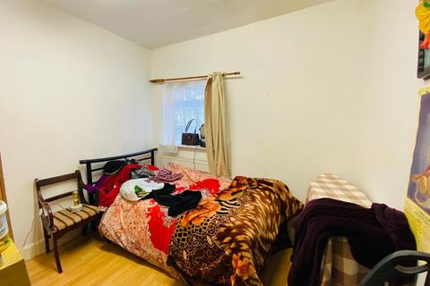 22 Bowrons Avenue, Wembley, HA0 4QP