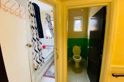 22 Bowrons Avenue, Wembley, HA0 4QP