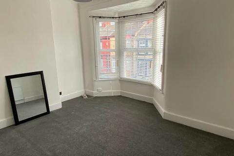 1 bedroom apartment to rent, Laurel Road, Liverpool