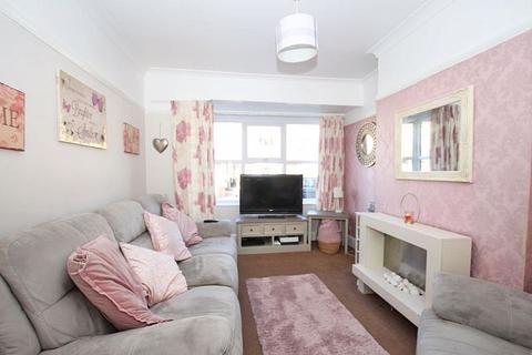 11a Baroness Road, Grimsby, DN34 4DP