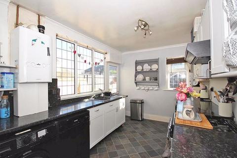 11a Baroness Road, Grimsby, DN34 4DP