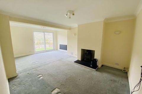 32 Wellfield, Melincourt, Neath, SA11 4AU