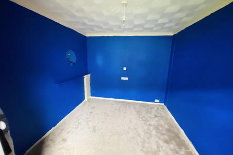32 Wellfield, Melincourt, Neath, SA11 4AU