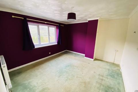 32 Wellfield, Melincourt, Neath, SA11 4AU