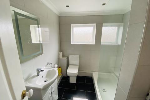 32 Wellfield, Melincourt, Neath, SA11 4AU