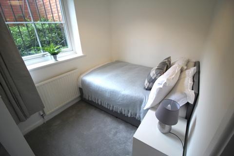 2 bedroom apartment to rent, Berkeley Court Kelso Street, Leeds LS2 9PT