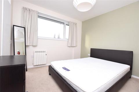 8 Queenswood Gardens, Leeds, LS6 3ED