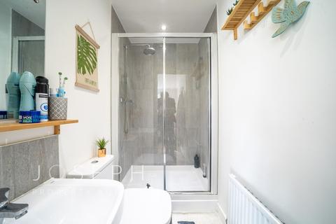 78 Abbott Way, Holbrook, Ipswich, IP9 2FF
