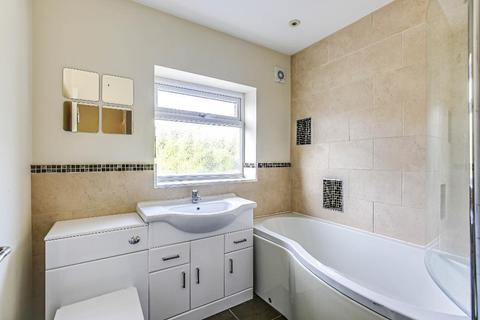 58 Ninehams Road, Caterham, CR3 5LG
