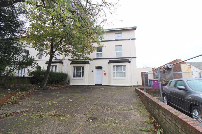Derwent Road West, Liverpool 7 bed semidetached house £325,000
