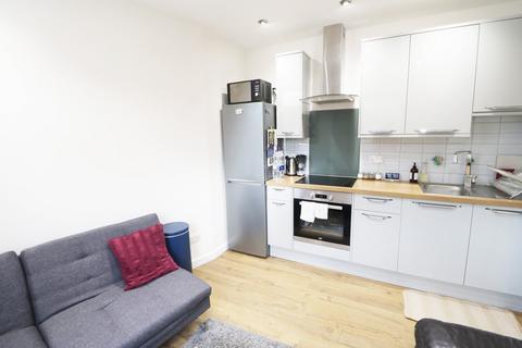 1 bedroom flat to rent, Kingston Road, Wimbledon, London, SW19