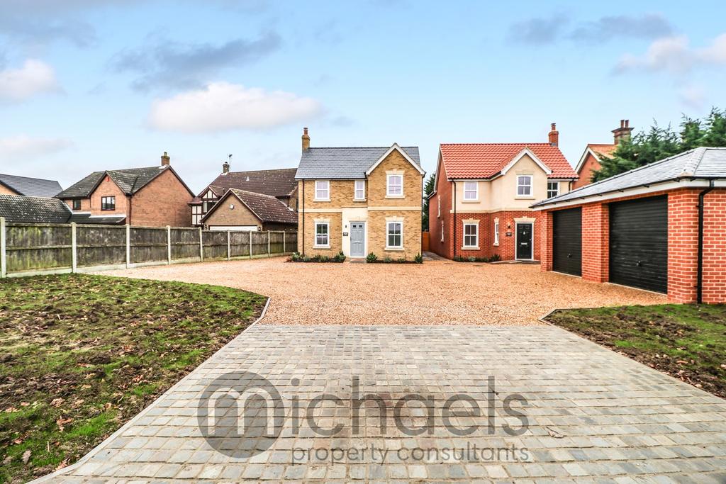 London Road, Capel St Mary, Ipswich, IP9 4 bed detached house £470,000