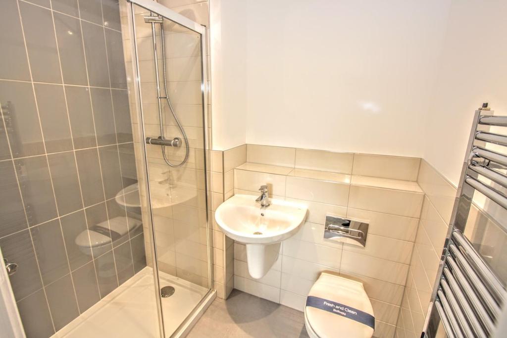 En suite shower room