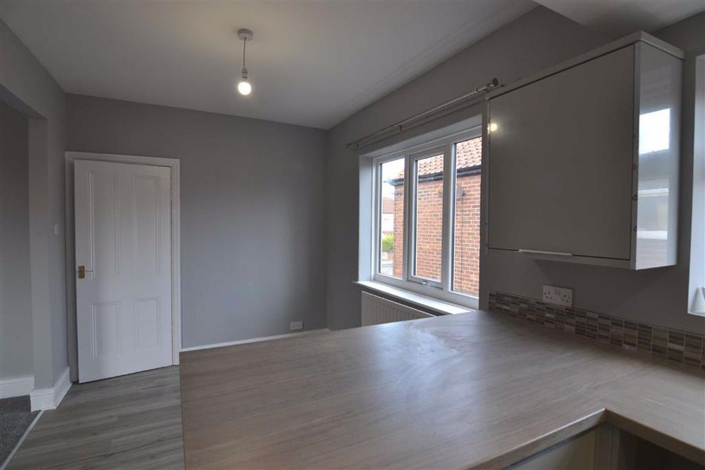 Kings Road North, Wallsend 2 bed flat £575 pcm (£133 pw)