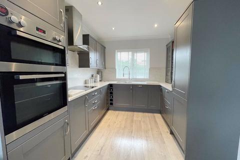 22 Church Mount, North Newbald, York, YO43 4SY