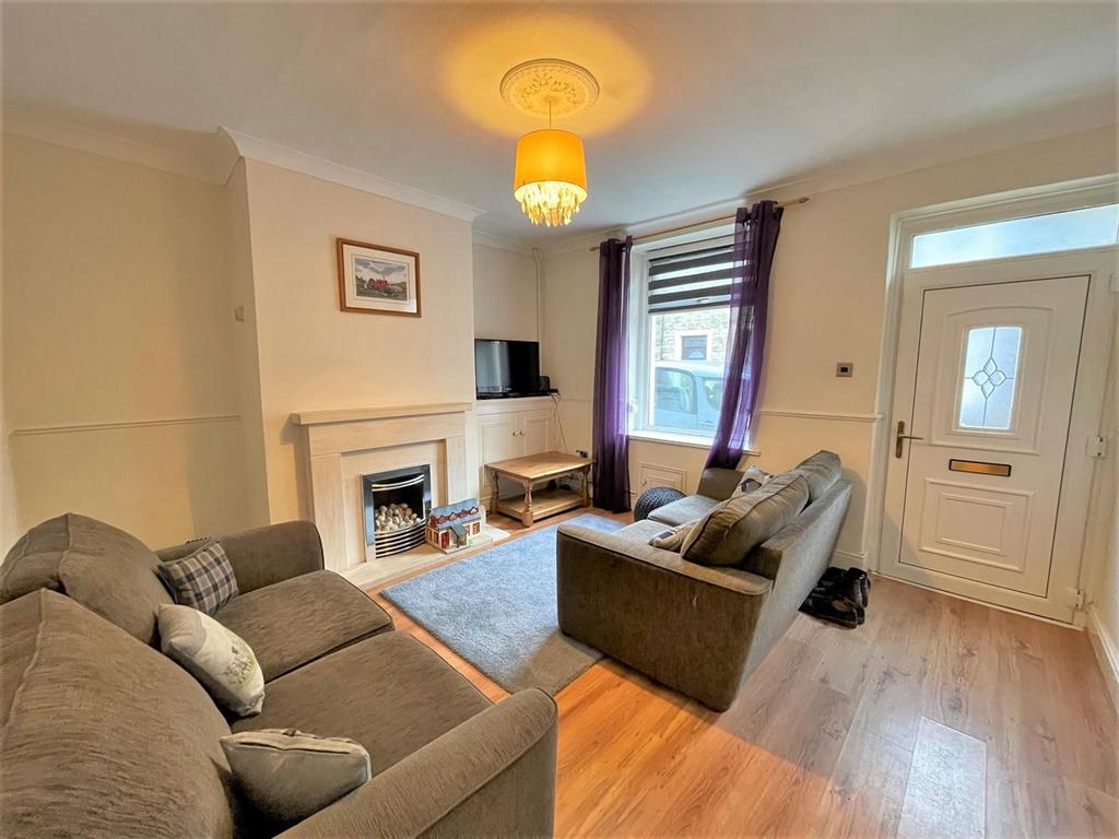 Brook Street, Clitheroe, Ribble Valley 2 bed terraced house £110,000
