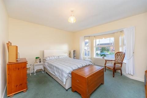 30 Hawthorn Drive, Uppingham, Oakham, LE15 9TA