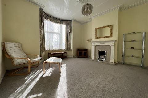64 Derby Road, Burton-on-trent, DE14 1RW