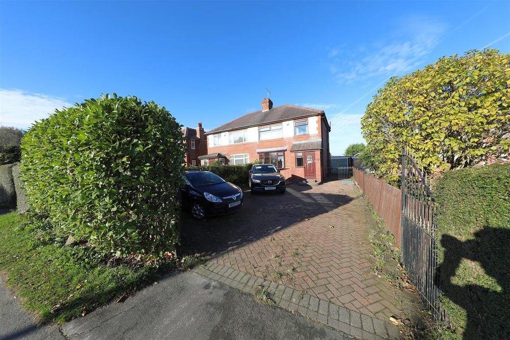 Castle Road, Cottingham 3 bed semidetached house £250,000