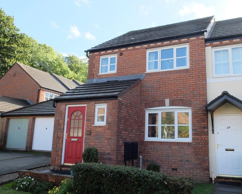 28 Kempley Brook Drive, Ledbury, Herefordshire, HR8 3 bed end of