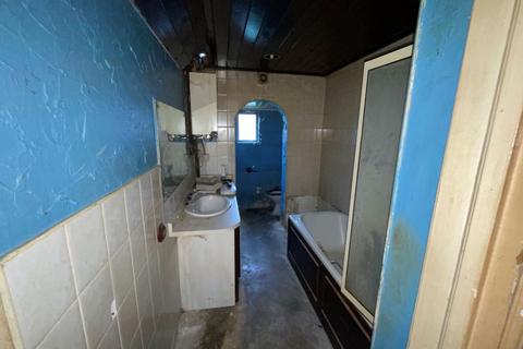 22 Spring Lane, London, SE25 4SU