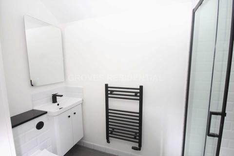 7, Lime Court Lime Grove, New Malden, KT3 3TL