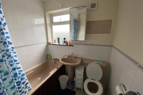 3 bedroom semi-detached house to rent, Cowley Road,  HMO Ready 3 Sharers,  OX4