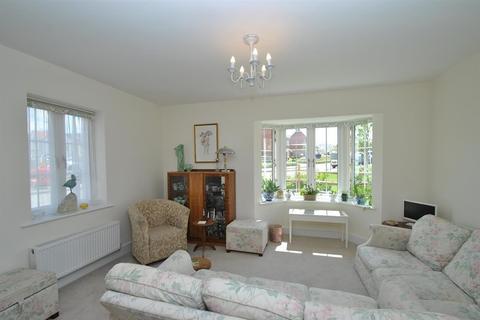 98 Dray Gardens, Buntingford, SG9 9GX