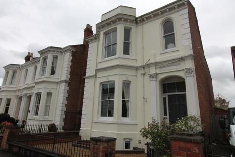 3 bedroom duplex to rent, Heath Terrace, Leamington Spa, CV32