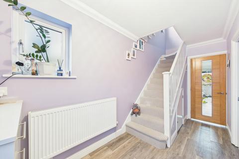 76 Deaconsfield Road, Hemel Hempstead, HP3 9HZ