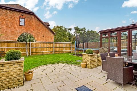 undefined, Pelican Road, Pamber Heath, Tadley, RG26
