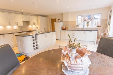Paddock End Forest Road, Ascot, SL5 8QD