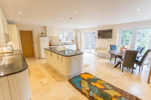 Paddock End Forest Road, Ascot, SL5 8QD
