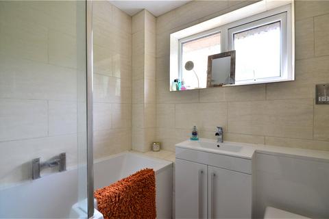 55 Buckingham Drive, East Grinstead, RH19 4RL