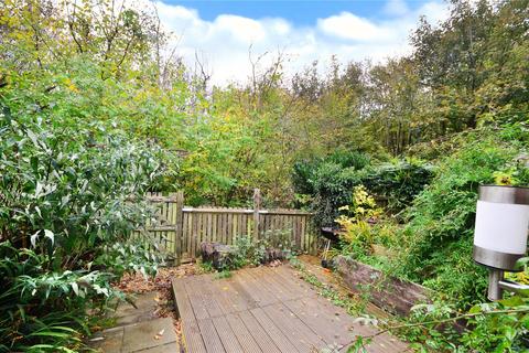55 Buckingham Drive, East Grinstead, RH19 4RL