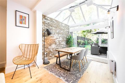 35 Ickburgh Road, London, E5 8AF