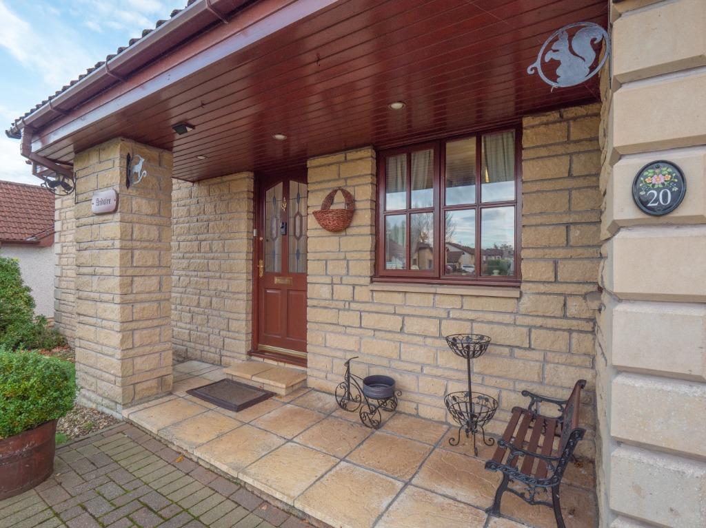Glenorchil Crescent, Auchterarder, Perthshire, PH3 1PY 3 bed detached