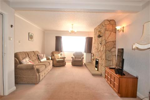 37 Hatton Road, Feltham, TW14 8JN