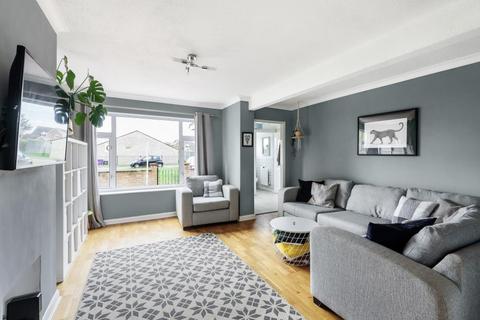 18 Arkell Avenue, Carterton, OX18 3BS