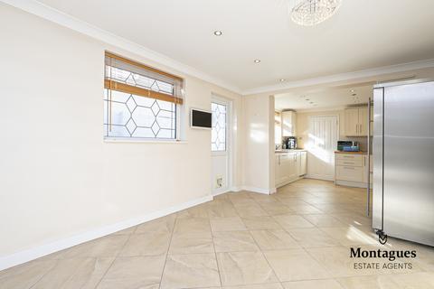 206 High Road, North Weald, Epping, CM16 6EF
