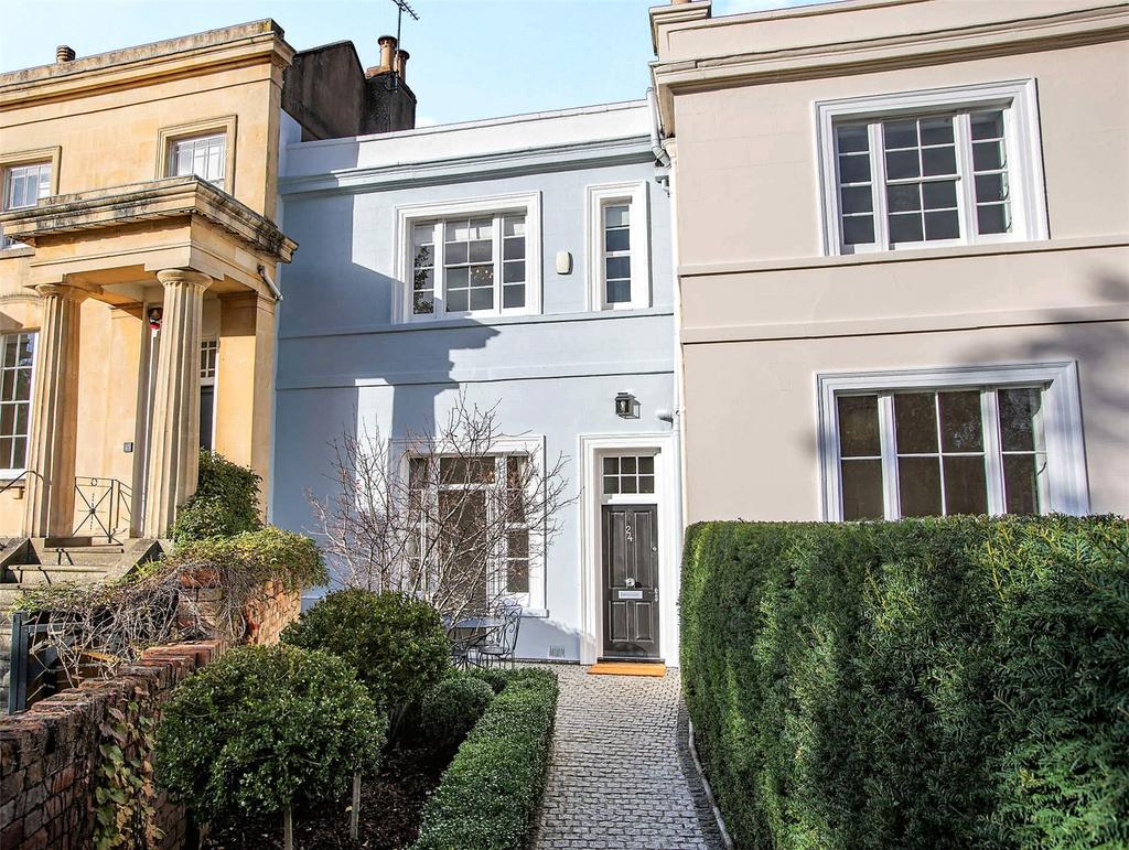 Lansdown Parade, Cheltenham, GL50 2 bed terraced house £830,000
