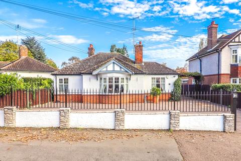42 Collingwood Road, Witham, CM8 2DZ