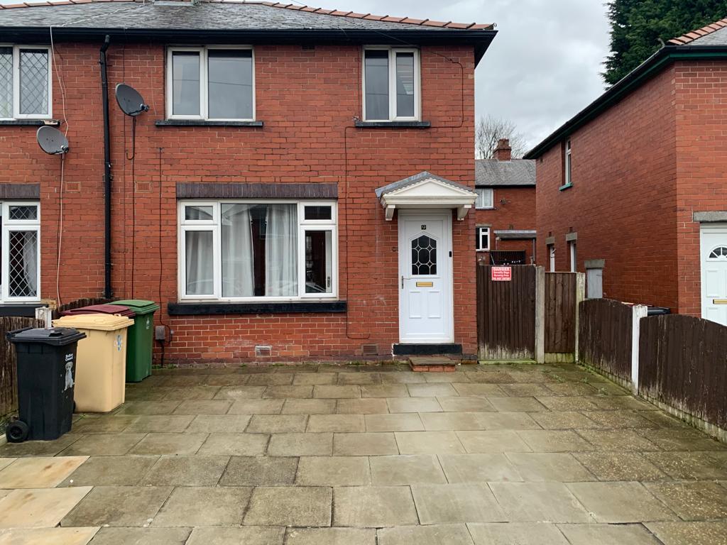 3 Bedroom Semi Detached Furnished House