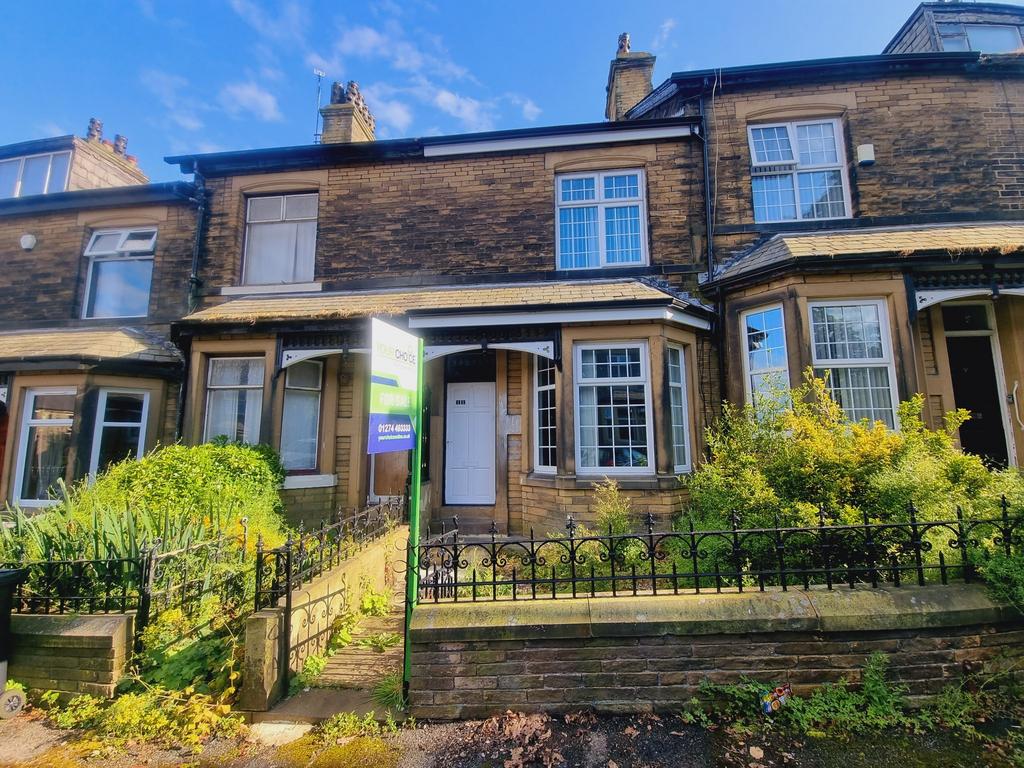 Grange Avenue, Bradford, BD15 4 bed terraced house for sale £150,000